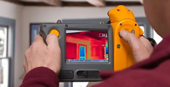 home energy audit service capturing thermal readings to analyze insulation and electrical efficiency in Albany, NY